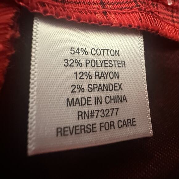 Croft & Barrow Womens Red Plaid Stretchable Pants Size 12 Petite NWT - Picture 7 of 7